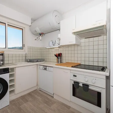 T4 Au Lavandou, 6 Couchages, Clim, Parking, Vue Mer - Fr-1-803-6 Apartment Le Lavandou